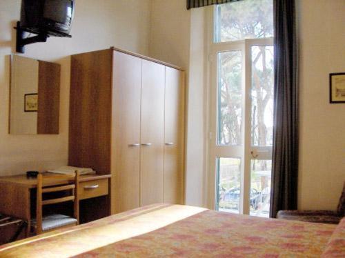 Hotel Firenze Виареджо Экстерьер фото