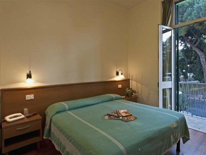 Hotel Firenze Виареджо Экстерьер фото