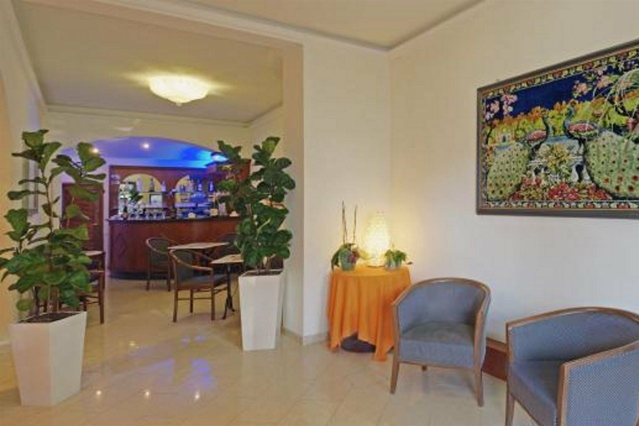 Hotel Firenze Виареджо Экстерьер фото